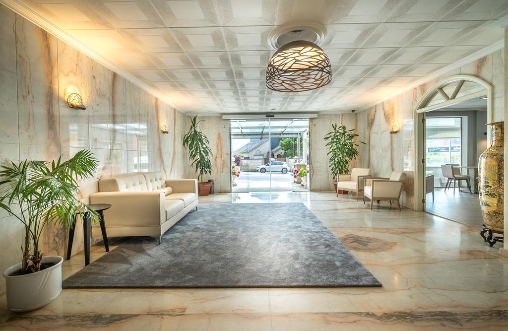 Hotel Ton سانكسينكسو المظهر الخارجي الصورة